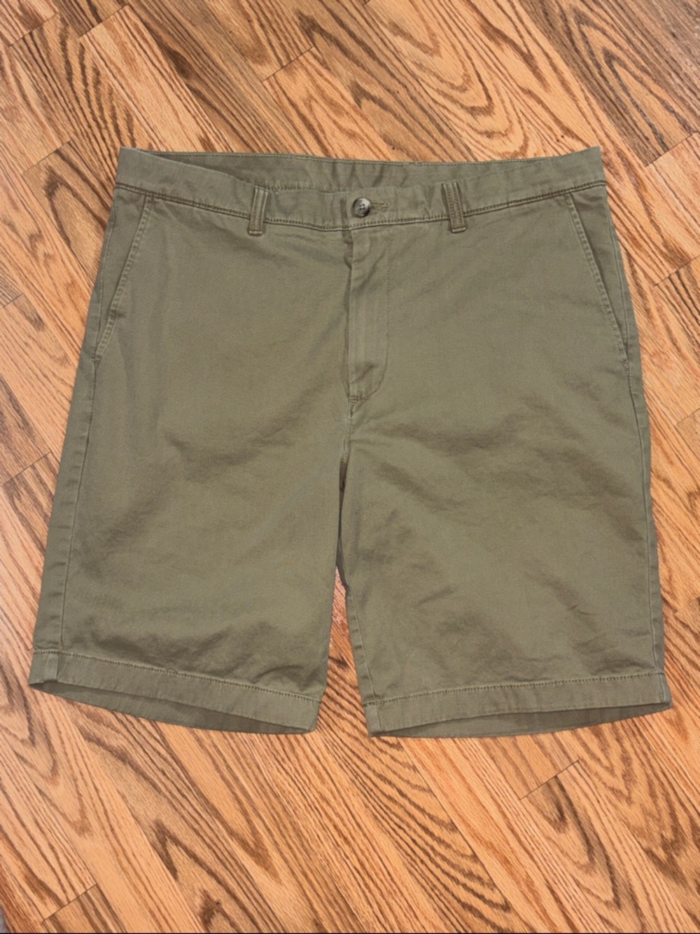 RoundTree & Yorke Men's Casual Chino Shorts, Khaki, 38